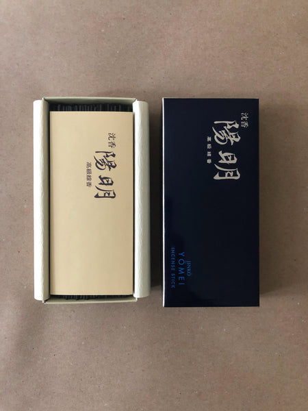 Jinkoh Yomei (medium box) | Daily Incense by Gyokushodo