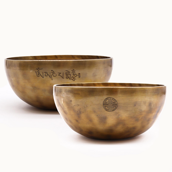 Extra Large Nepalese Moon Bowl 22cm | Premium Singing Bowls